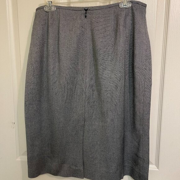 Collections for LE SUIT, two-piece medium blue suit, size 12 - Picture 8 of 12